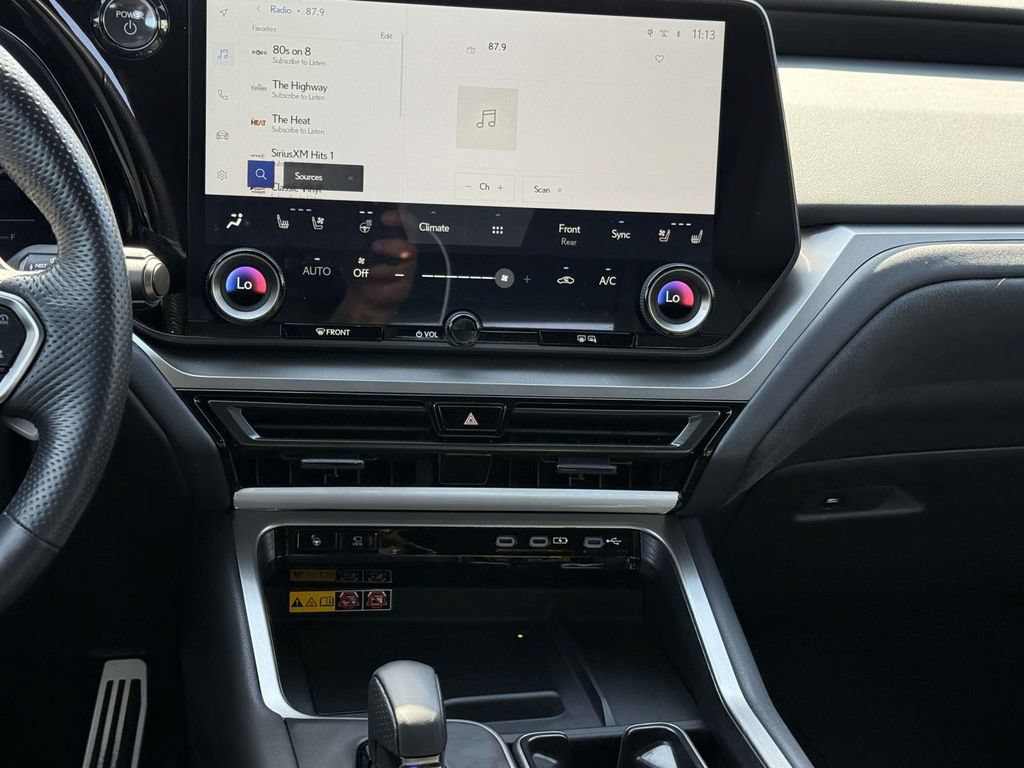 Used 2025 Lexus TX 500h AWD w/ Technology Package image 19
