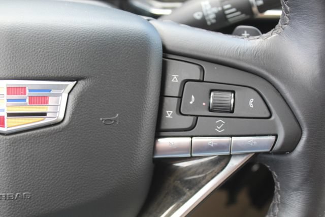 Used 2024 Cadillac Escalade Premium Luxury w/ Performance Package AWD/4WD image 26