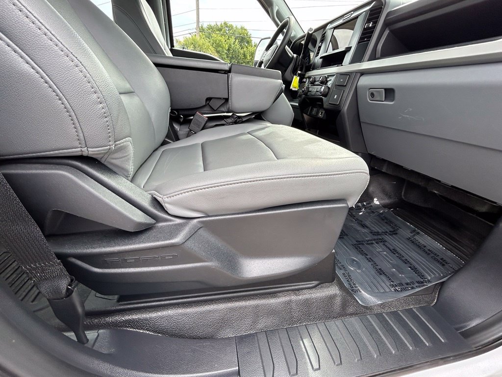 Certified 2026 Ford F250 XL AWD/4WD image 26
