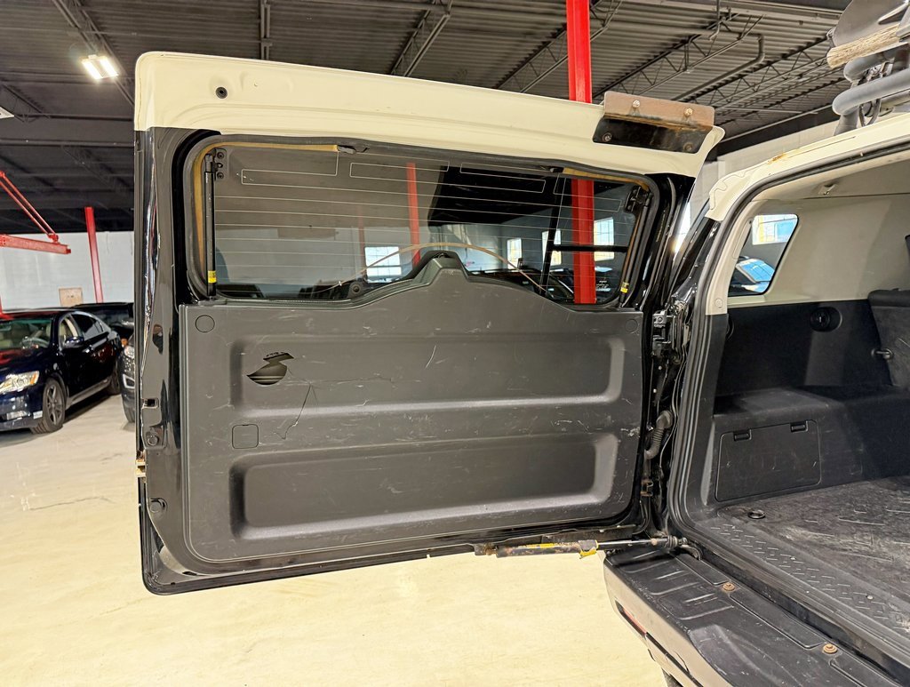 Used 2009 Toyota FJ Cruiser 4WD image 37