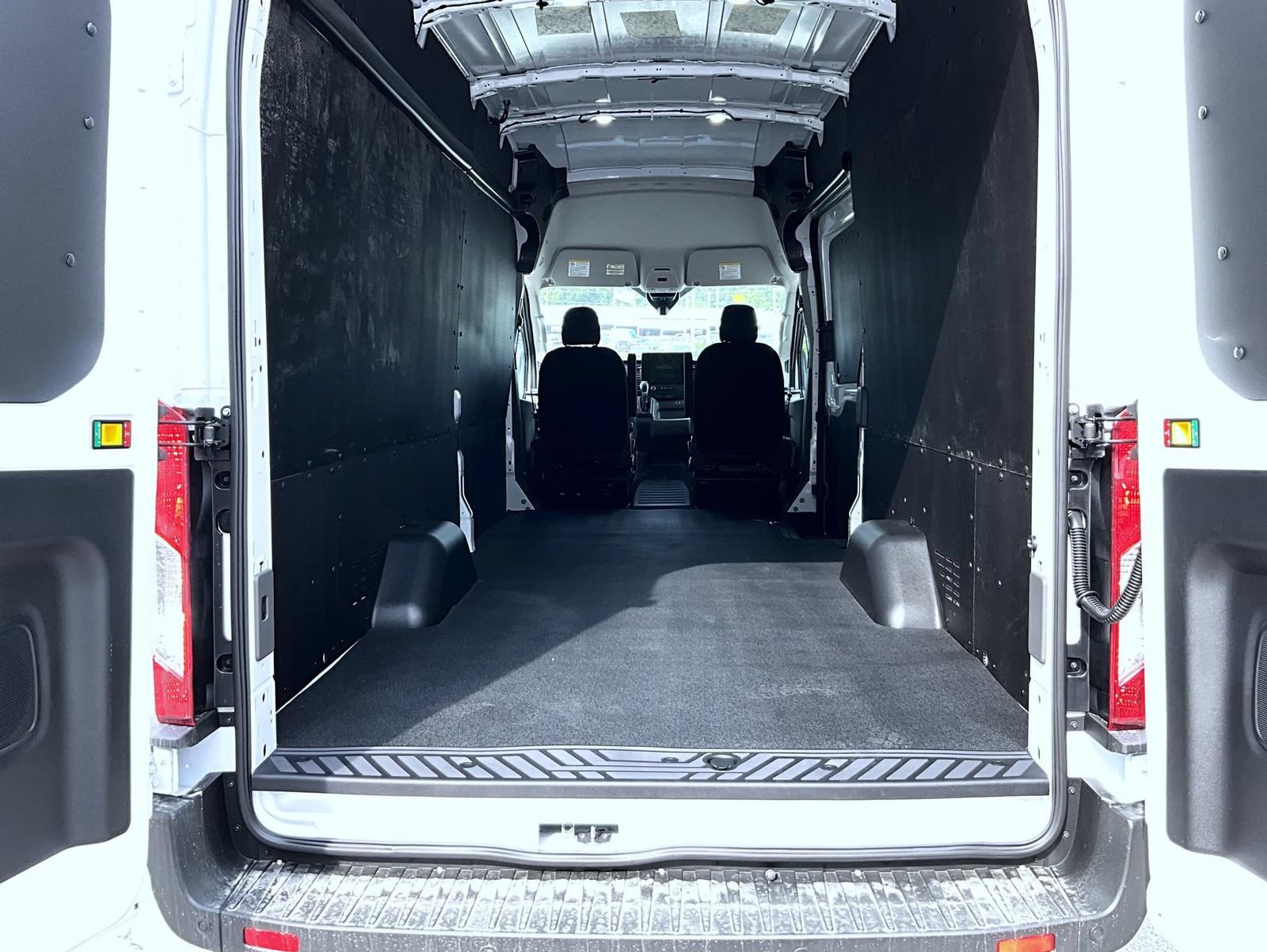 New 2026 Ford Transit 350 148 High Roof Extended w/ Load Area Protection Package RWD image 9