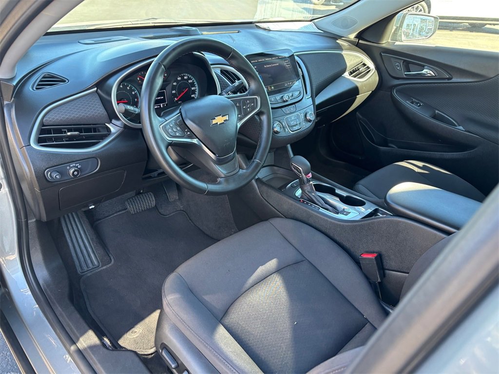 Certified 2025 Chevrolet Malibu RS image 7