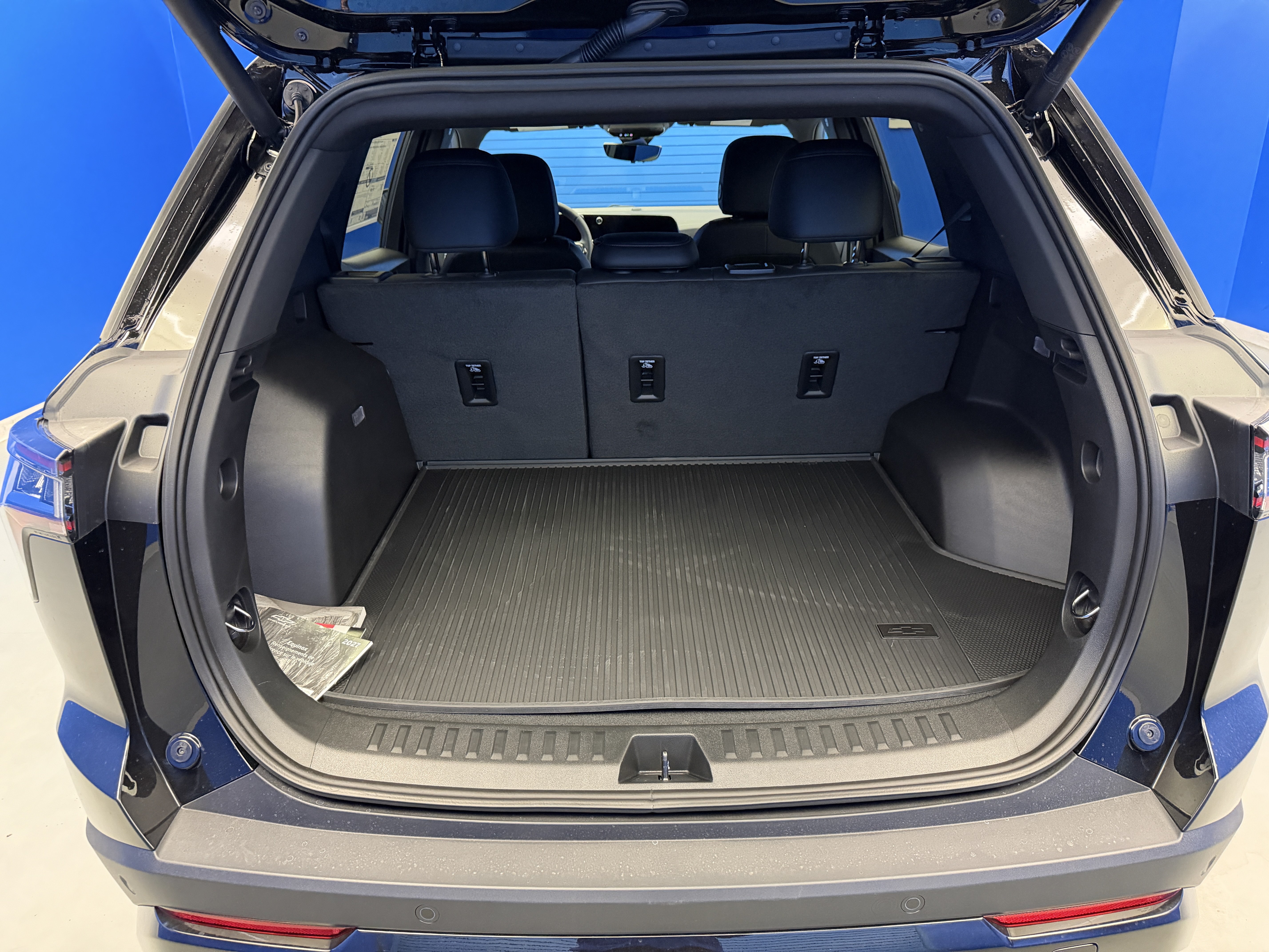 New 2027 Chevrolet Equinox RS w/ Safety and Technology Package AWD/4WD image 28