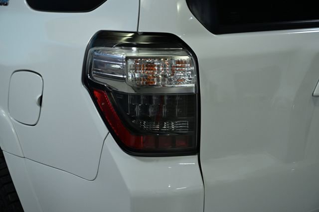 Used 2018 Toyota 4Runner SR5 image 16