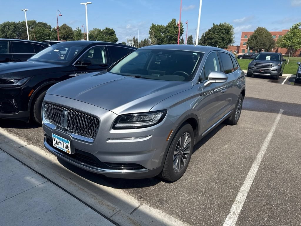 Certified 2023 Lincoln Nautilus AWD w/ Premium Package image 4