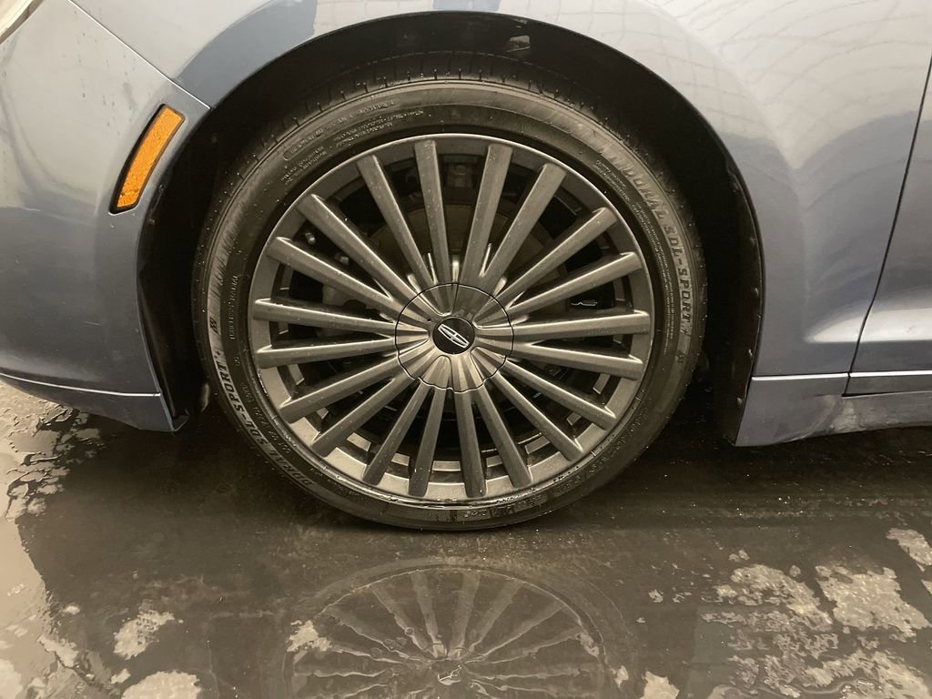 Used 2018 Lincoln MKZ Reserve w/ Climate Package image 28