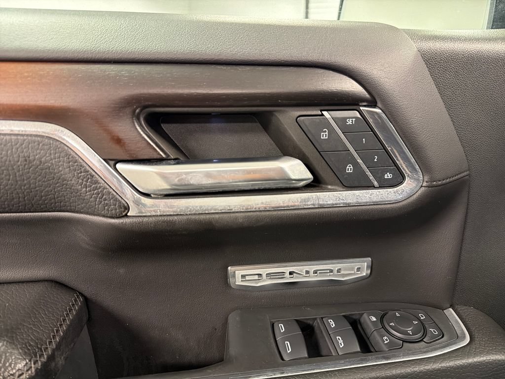 Used 2024 GMC Sierra 1500 Denali AWD/4WD image 23