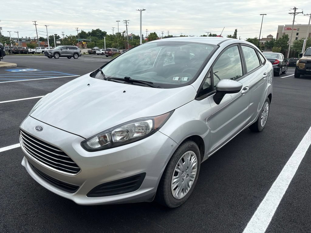 Used 2015 Ford Fiesta S FWD image 2