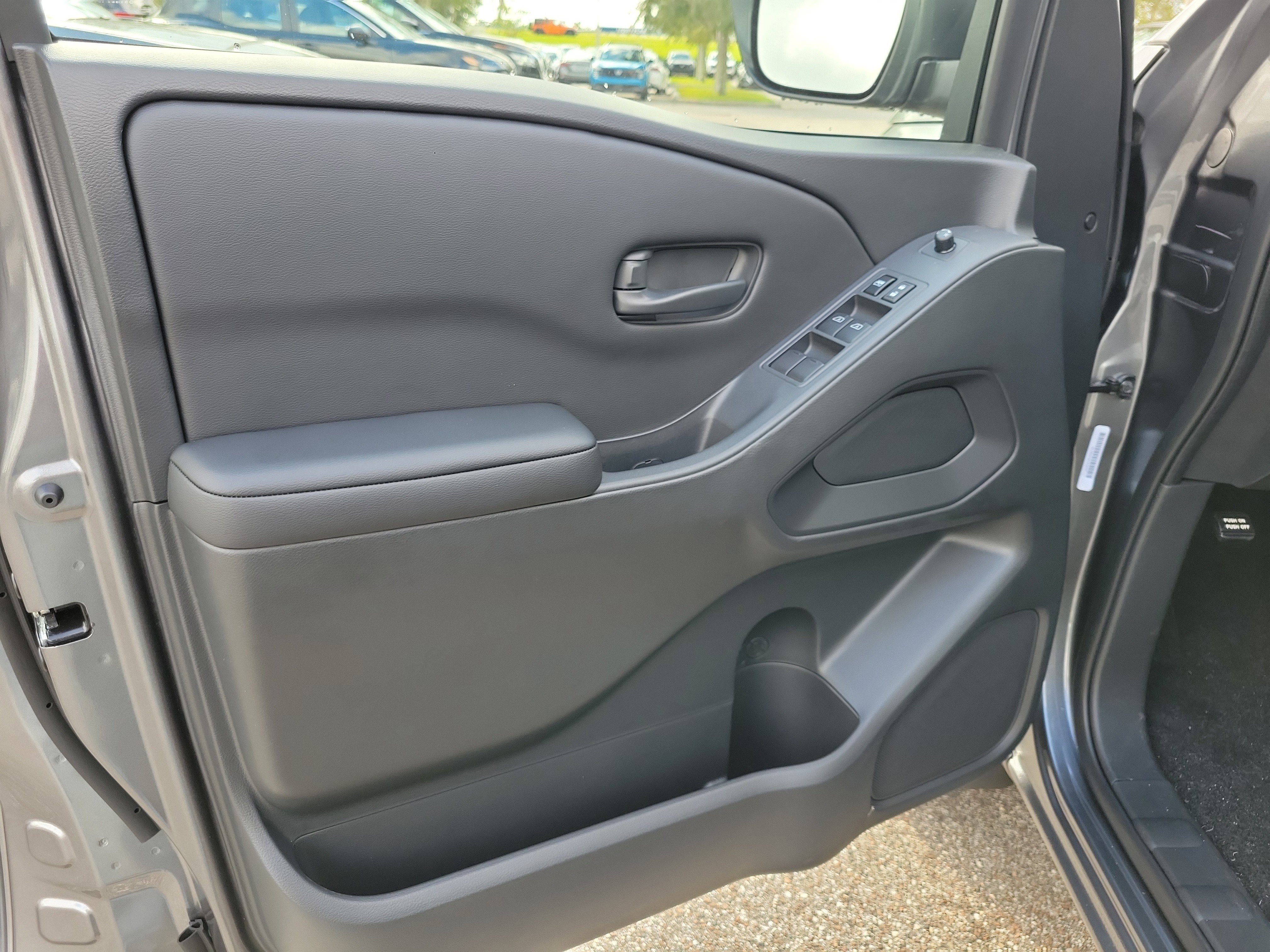 New 2026 Nissan Frontier SV image 15