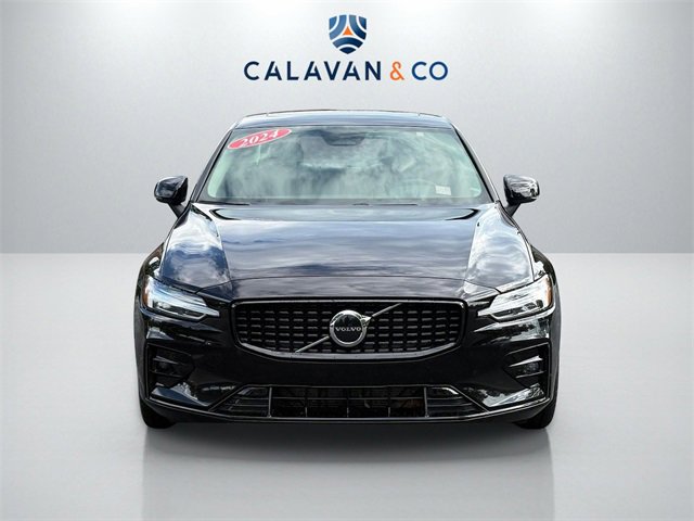 Used 2024 Volvo S60 B5 Core image 2