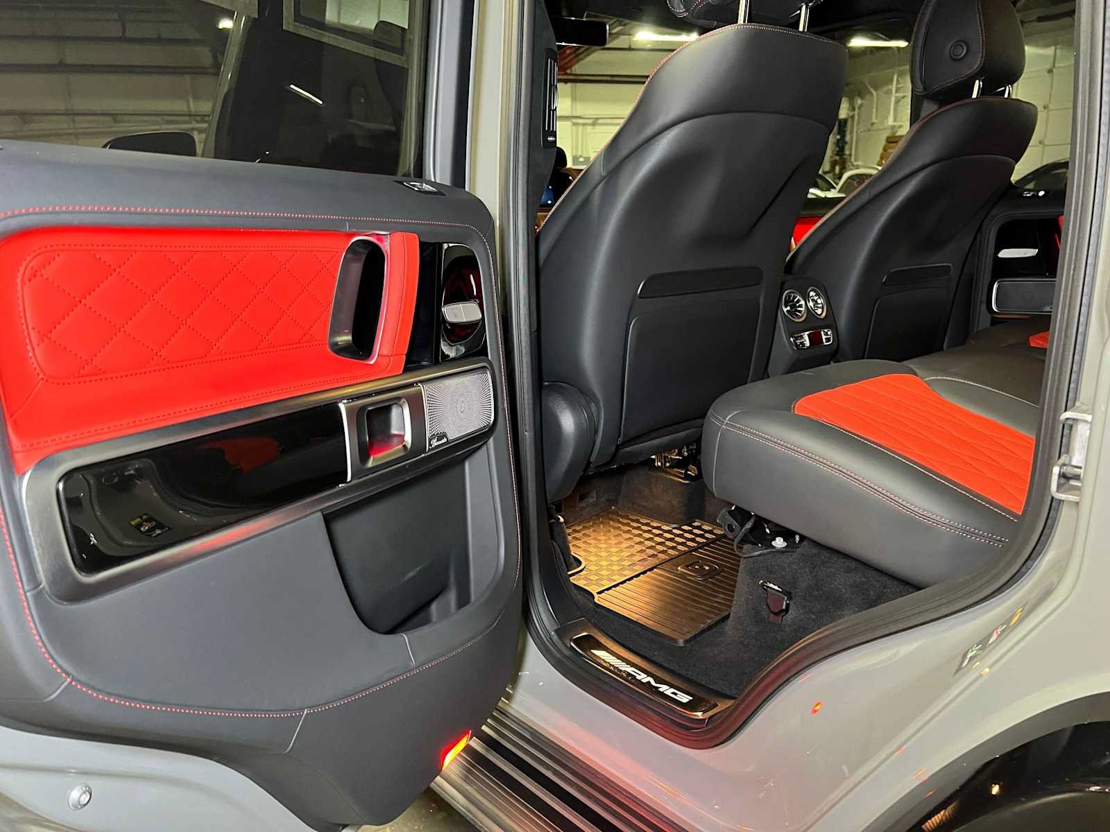 Used 2025 Mercedes-Benz G 63 AMG 4MATIC image 20