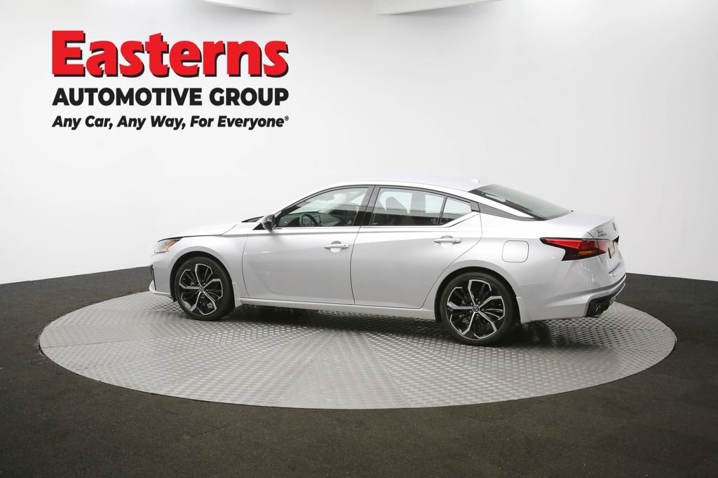 Used 2023 Nissan Altima 2.5 SR FWD image 58