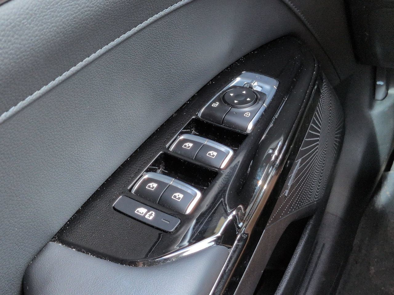 Certified 2024 Kia K5 EX w/ EX Premium Package FWD image 24