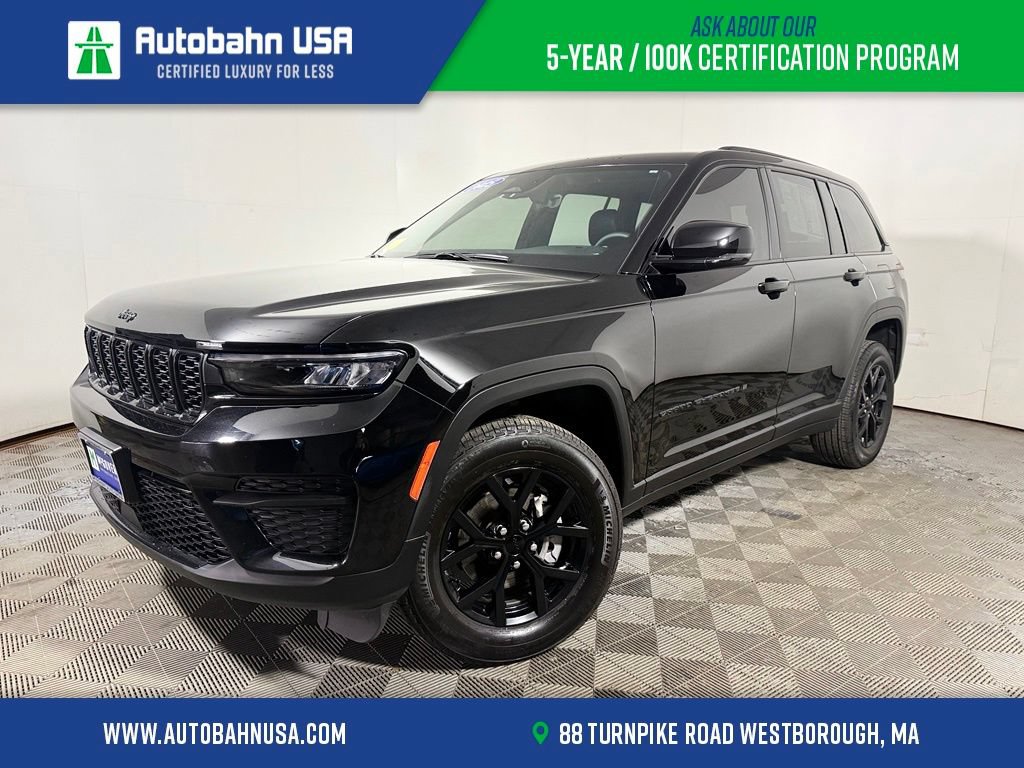 Used 2025 Jeep Grand Cherokee Altitude