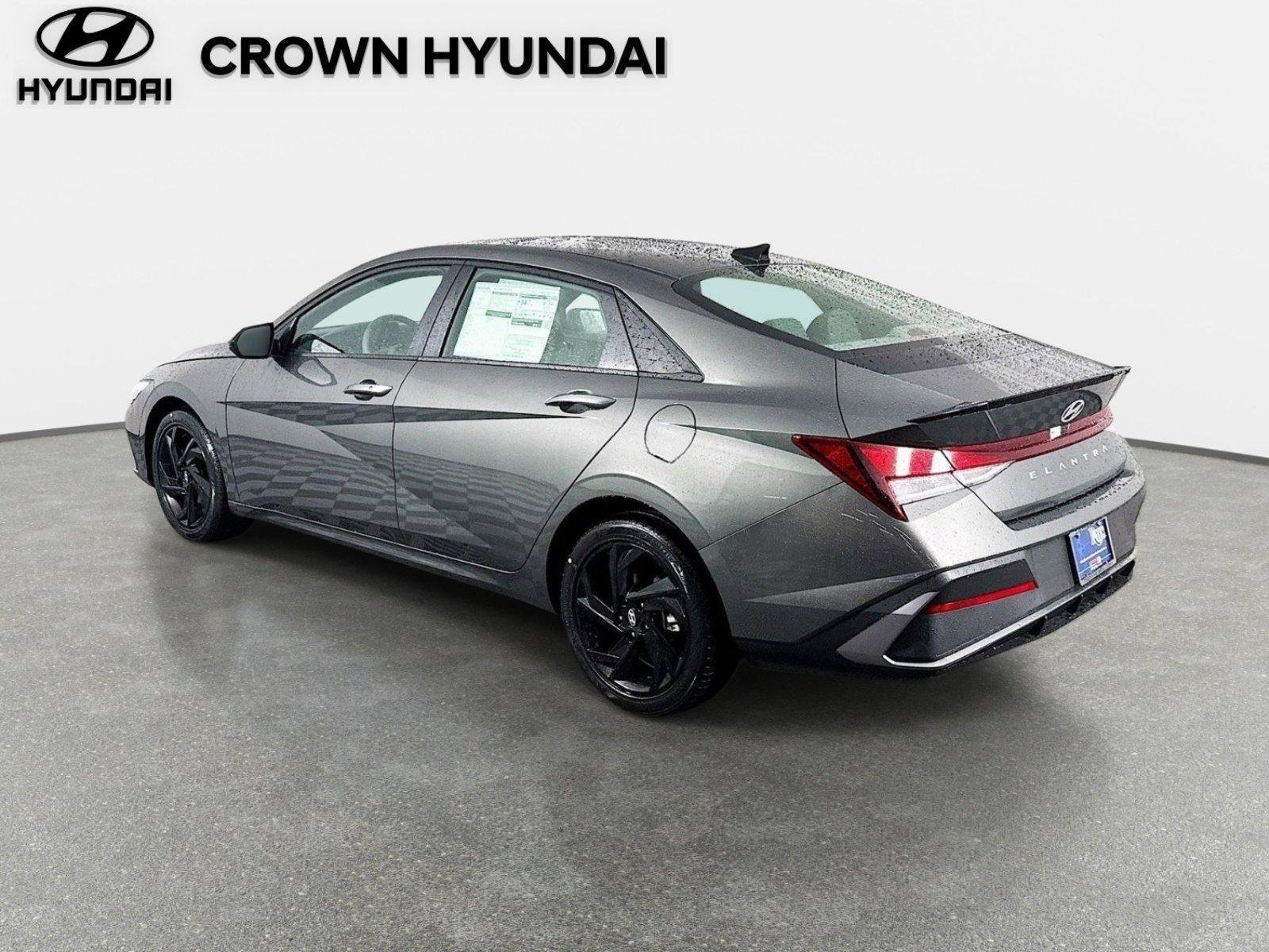 New 2026 Hyundai Elantra Sport FWD image 7