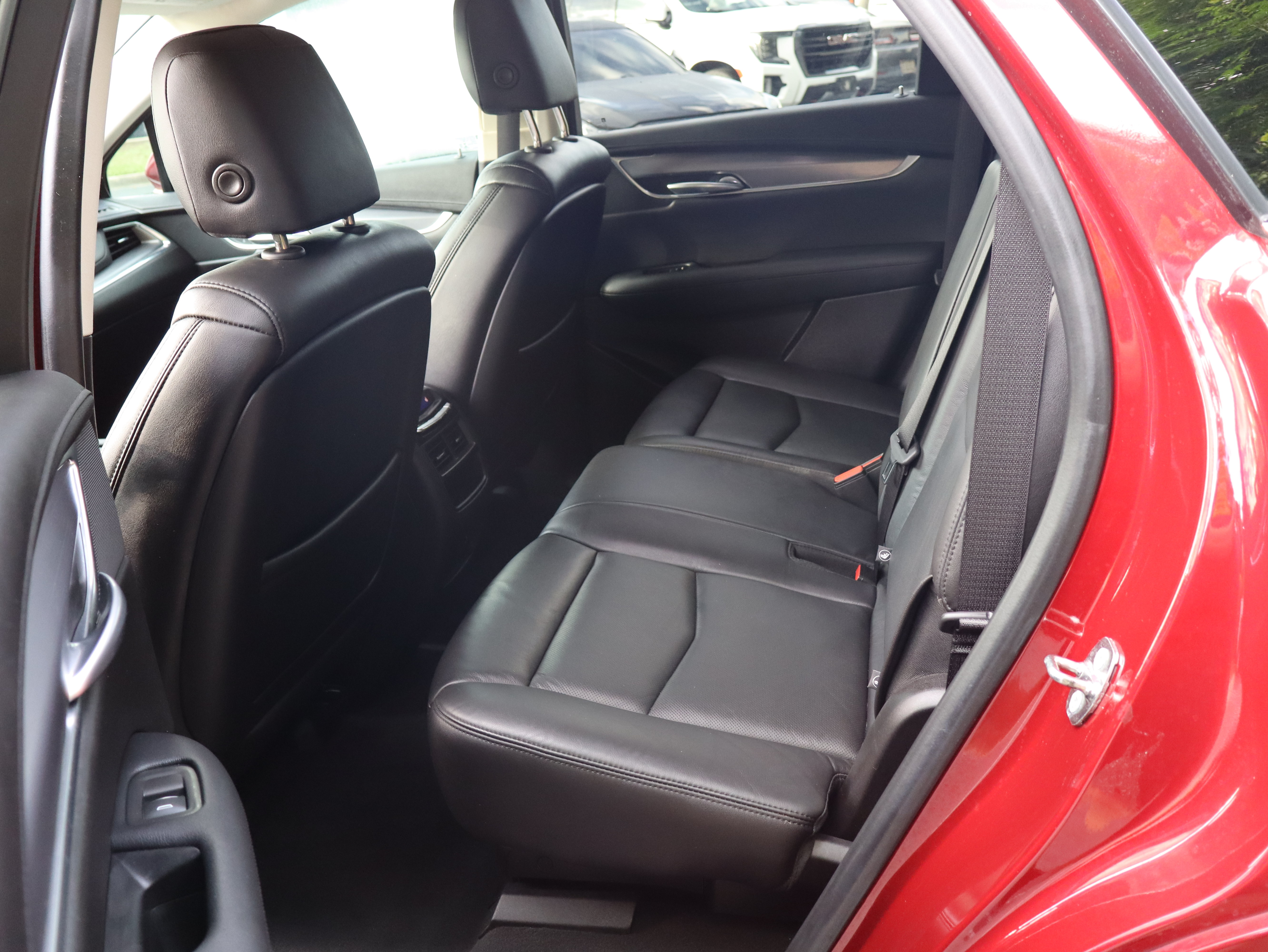 Used 2019 Cadillac XT5 Luxury FWD image 45