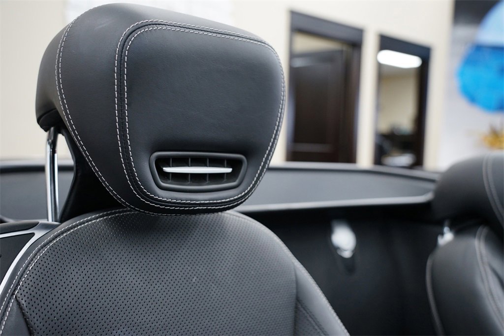 Used 2012 Mercedes-Benz SL 550 image 29