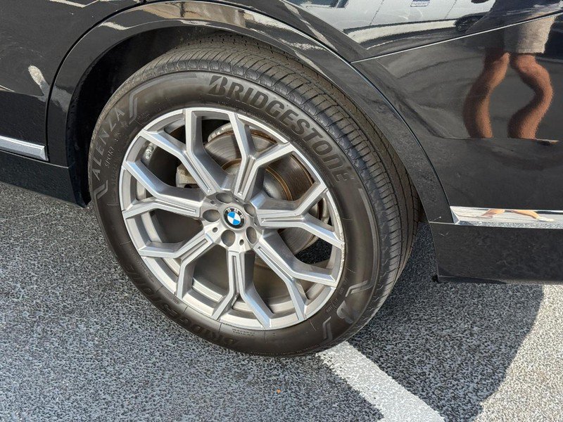 Used 2020 BMW X7 xDrive40i w/ Cold Weather Package AWD/4WD image 8