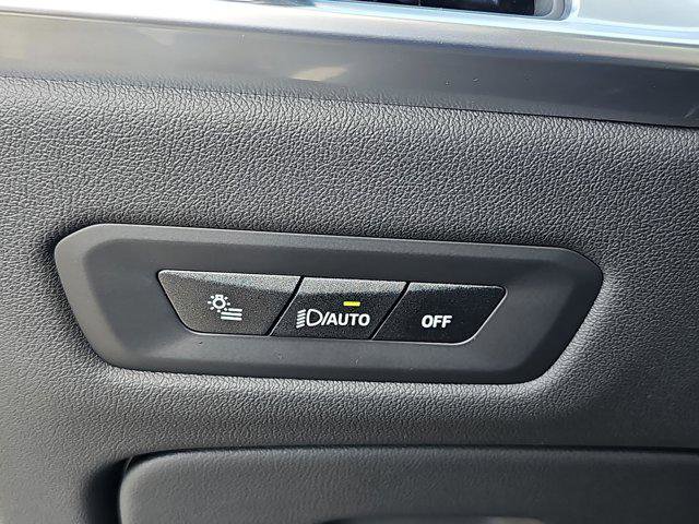 Used 2025 BMW X5 sDrive40i w/ Climate Comfort Package image 26