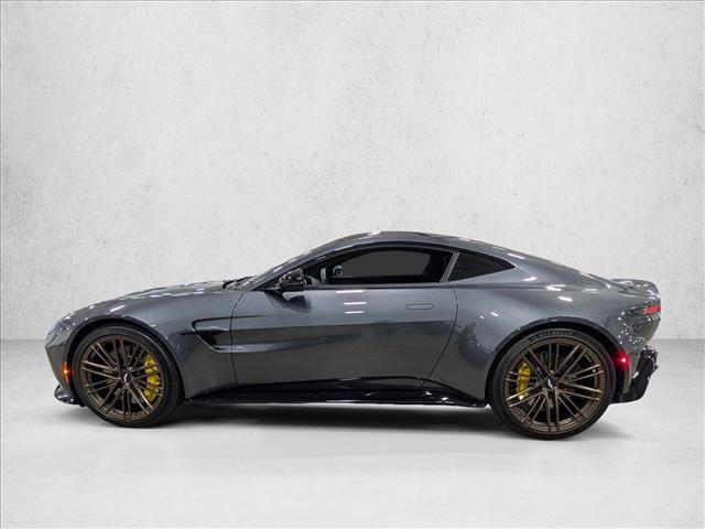 Used 2025 Aston Martin V8 Vantage Coupe RWD image 8