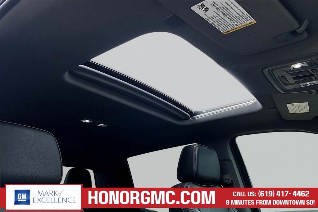 Used 2024 GMC Sierra 1500 Denali w/ Technology Package AWD/4WD image 27