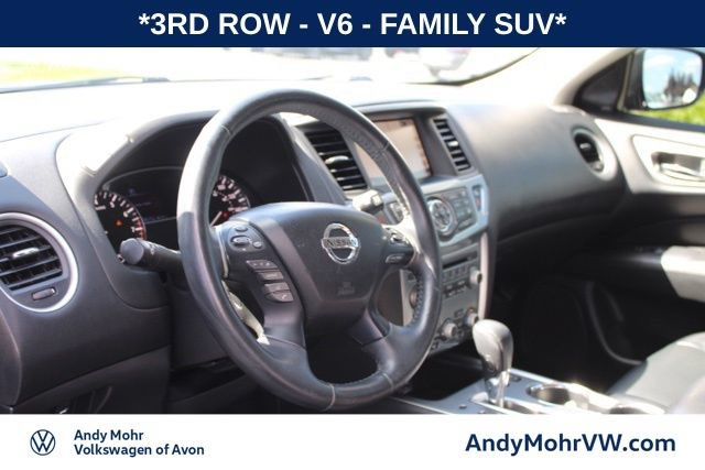 Used 2020 Nissan Pathfinder SL FWD image 17