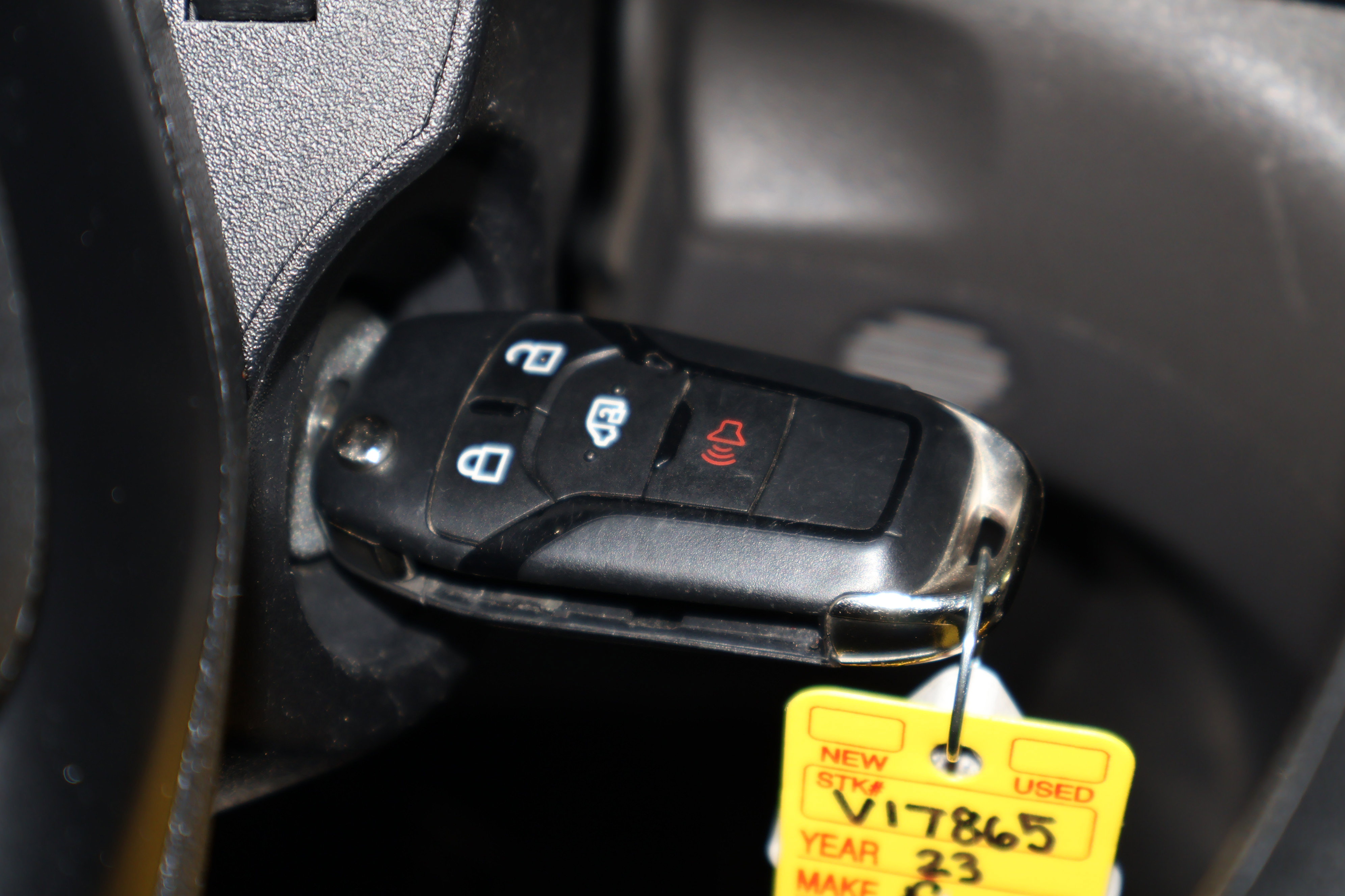 Used 2023 Ford Transit 350 XLT image 25