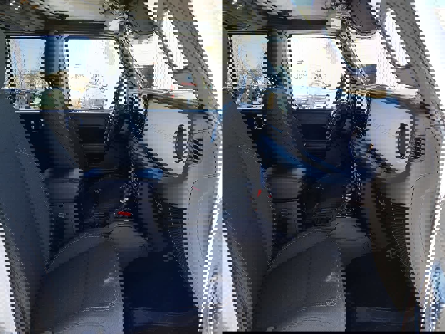 Used 2025 Jeep Wrangler Willys image 51