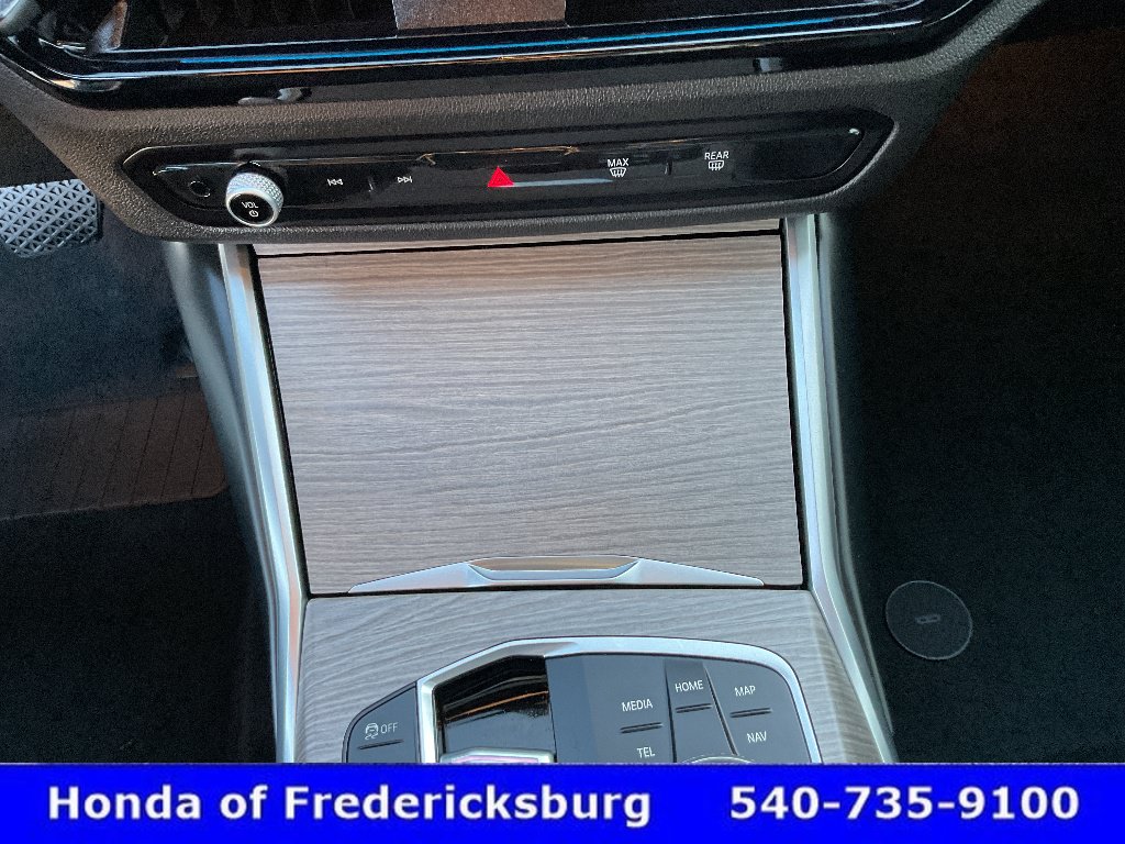 Used 2026 BMW 330i xDrive Sedan AWD/4WD image 32