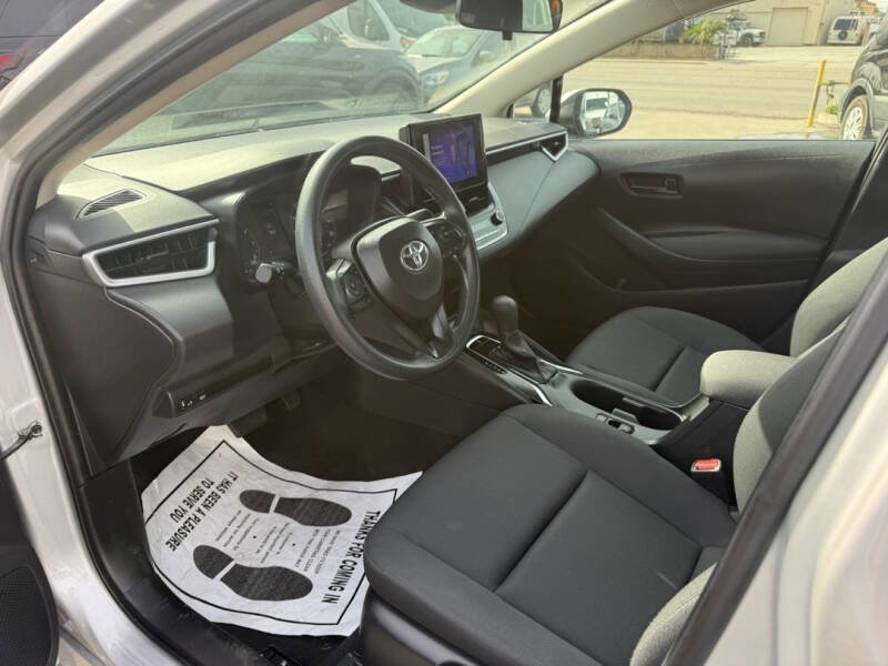 Used 2024 Toyota Corolla LE image 18