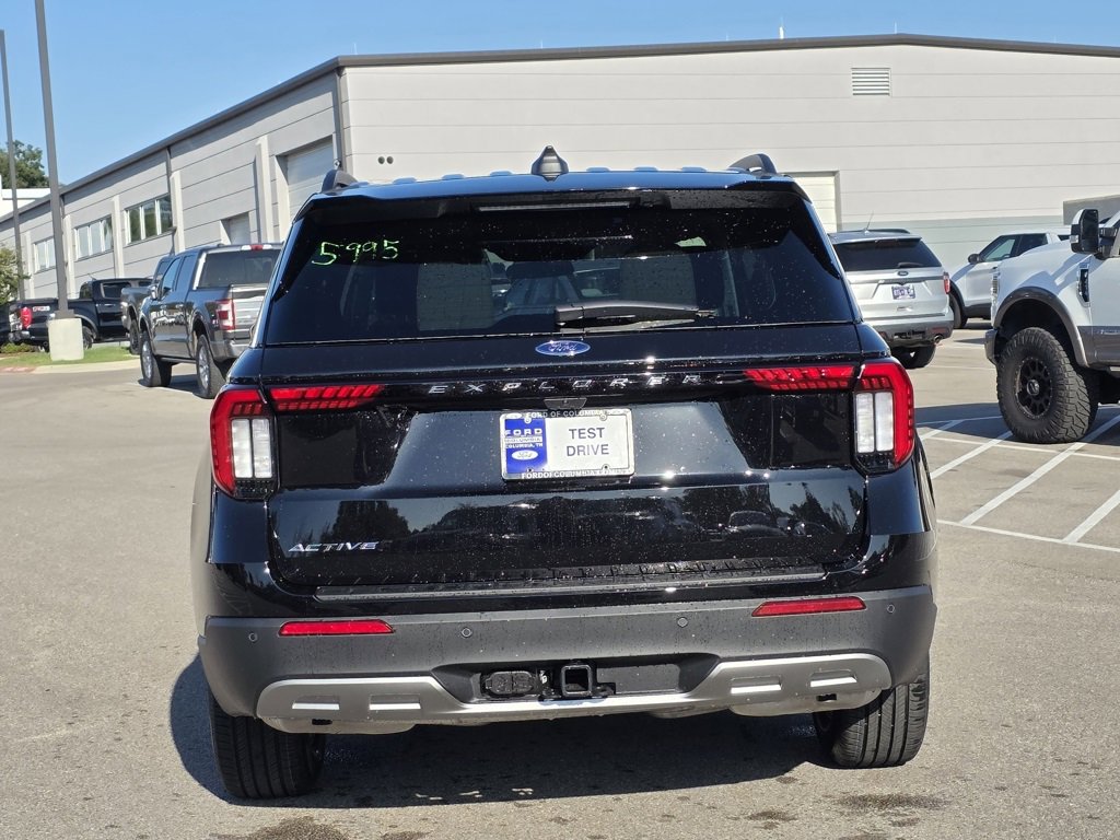 New 2025 Ford Explorer Active w/ Active Comfort Package image 7
