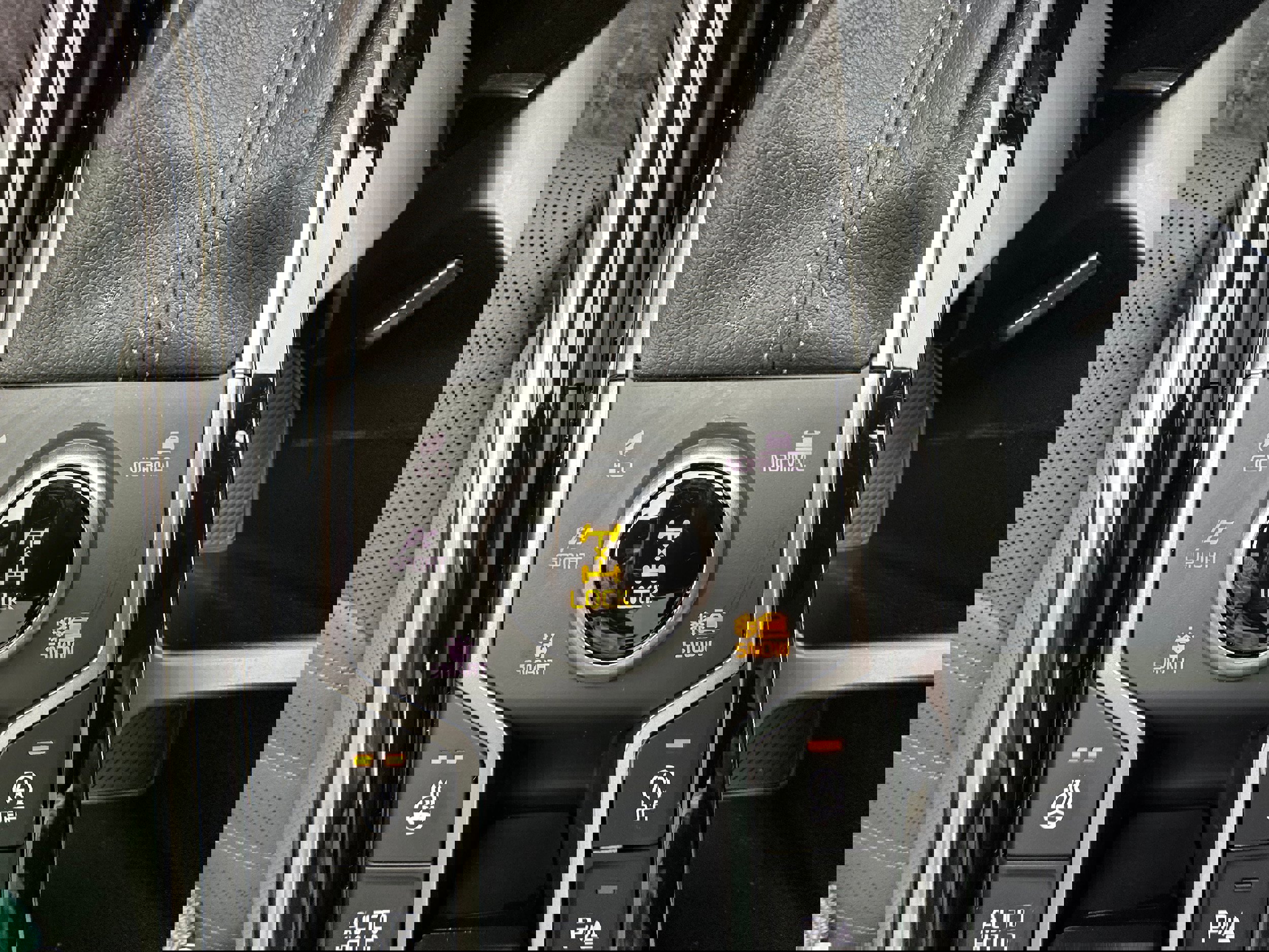 Used 2025 Kia Sorento SX Prestige w/ Sage Leather Package image 46