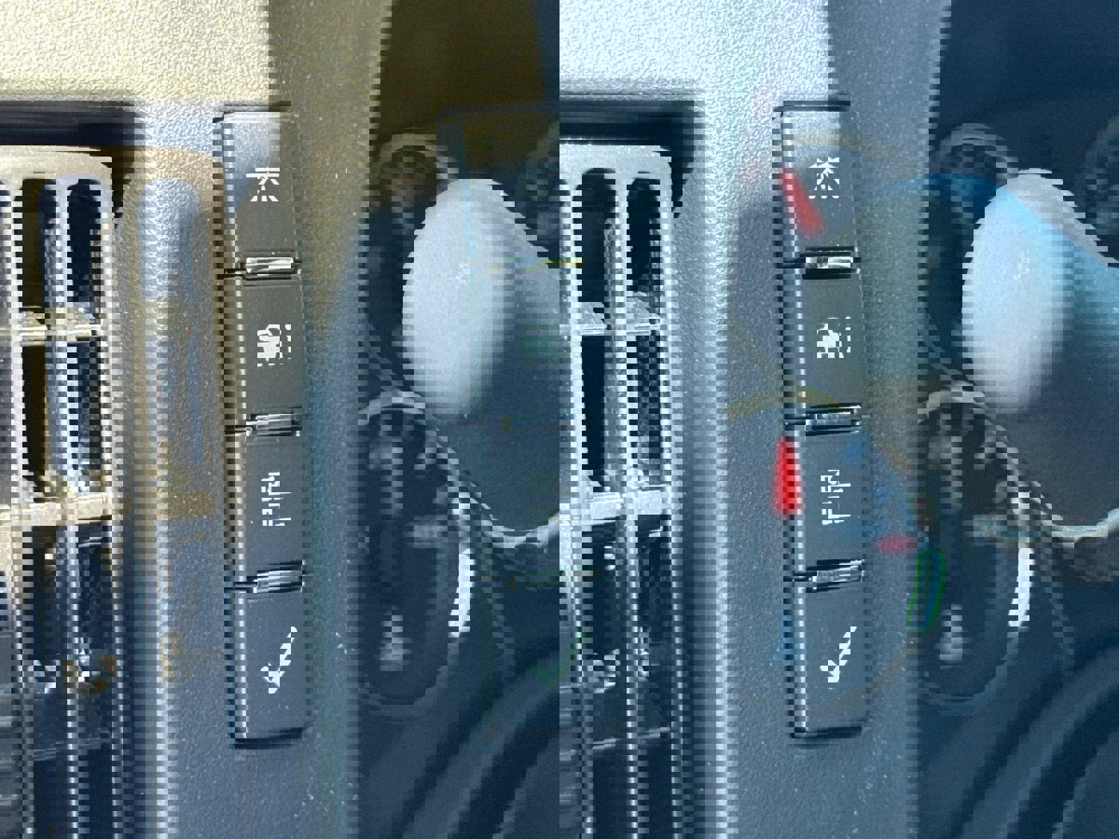 New 2025 GMC Savana 3500 w/ Power Convenience Package image 23