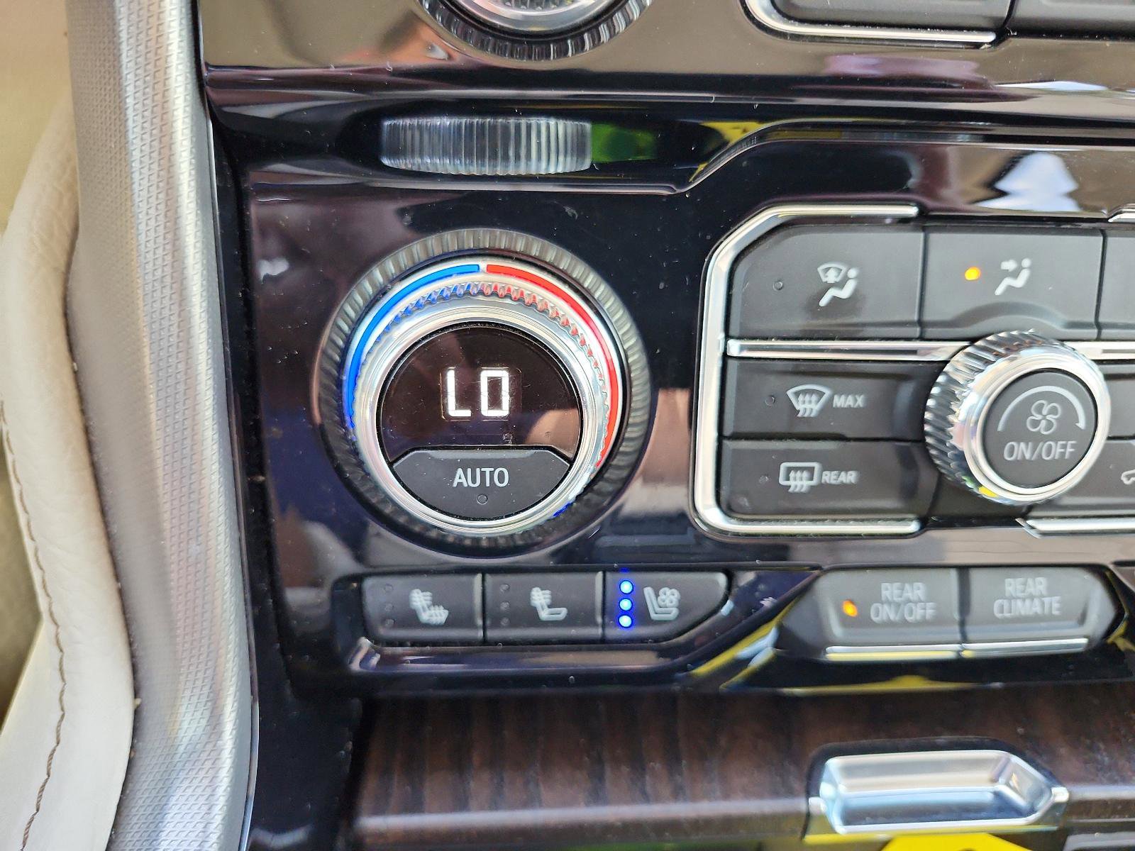 Used 2024 GMC Yukon Denali image 22