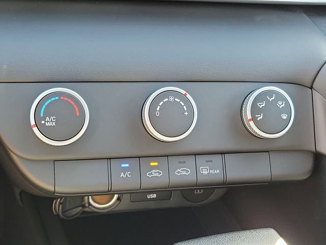 New 2026 Hyundai Elantra SE image 9