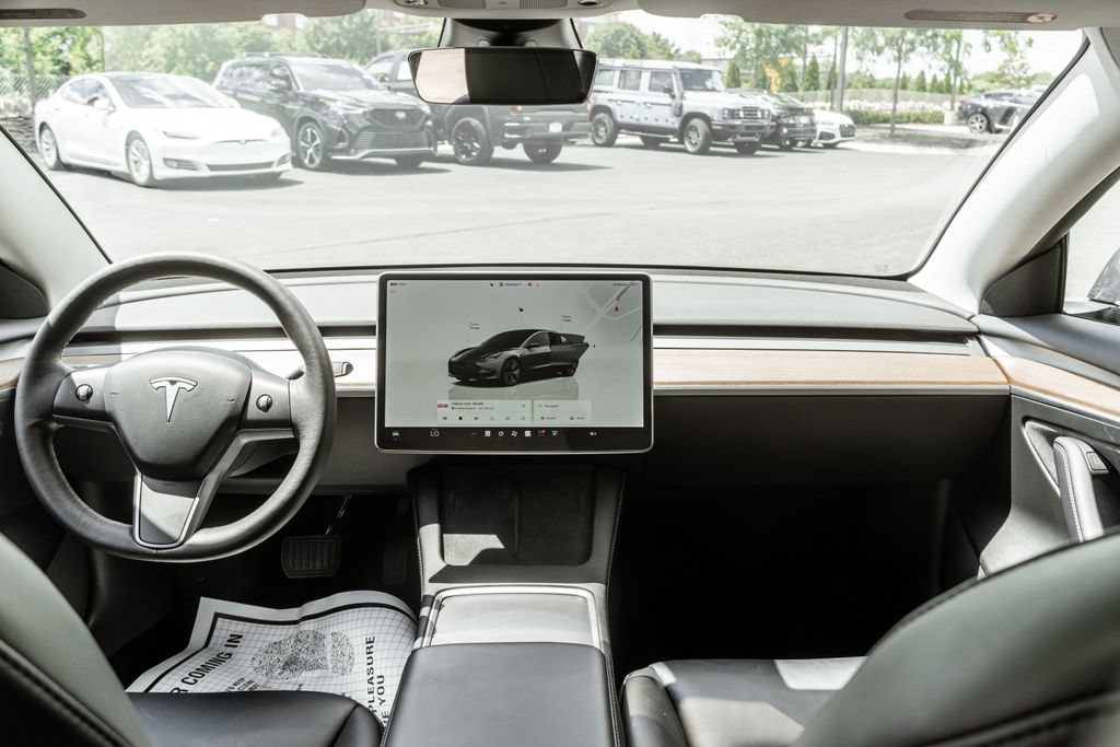 Used 2022 Tesla Model 3 Long Range AWD/4WD image 7