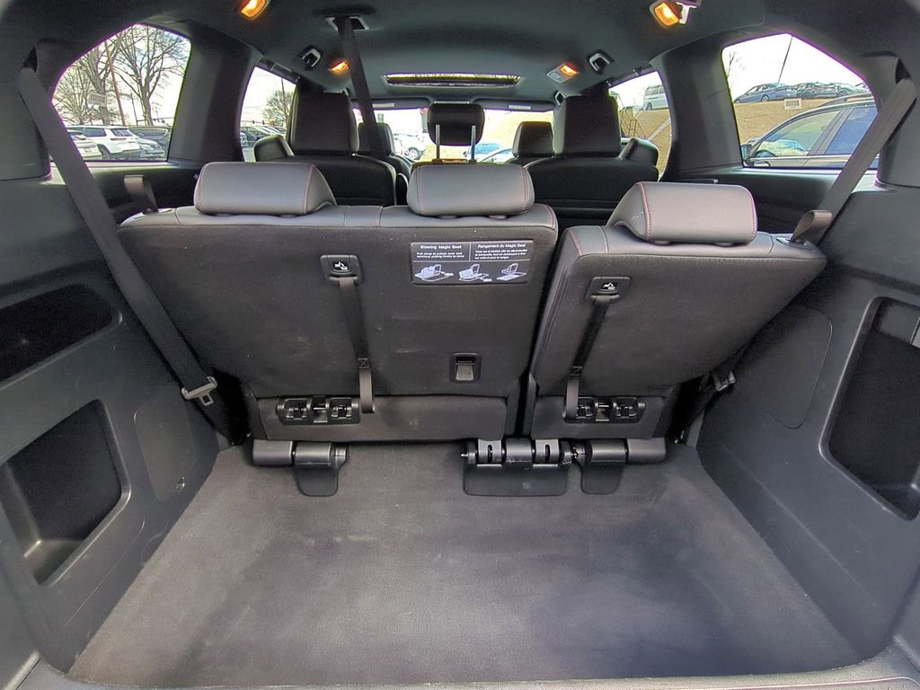 Used 2025 Honda Odyssey Sport-L image 29