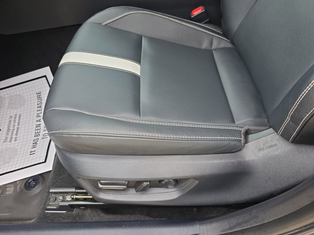 Certified 2025 Toyota Camry SE image 12