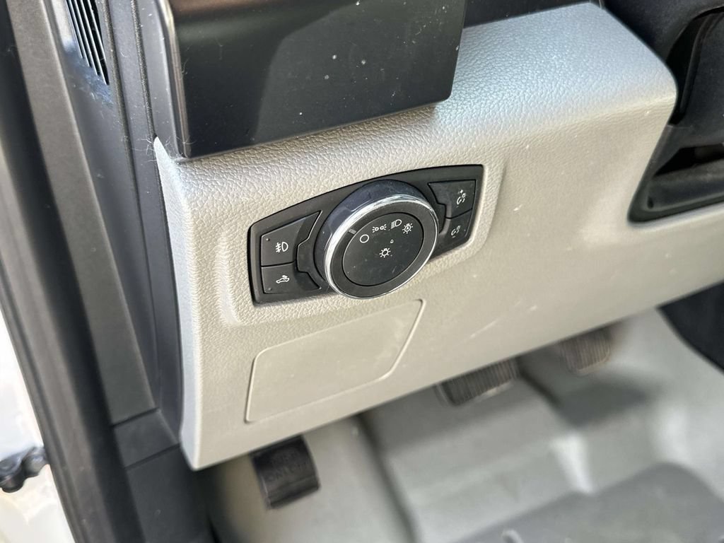 Used 2015 Ford F150 XL w/ Equipment Group 101A Mid RWD image 21