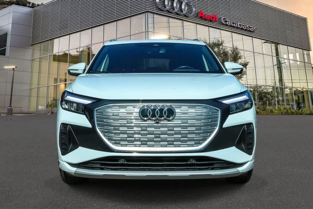 Used 2023 Audi Q4 e-tron Premium Plus RWD video 2