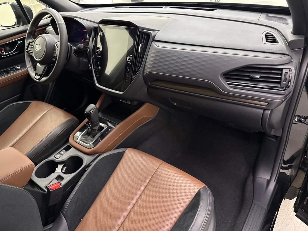 Used 2025 Subaru Forester Touring w/ Touring Package image 24