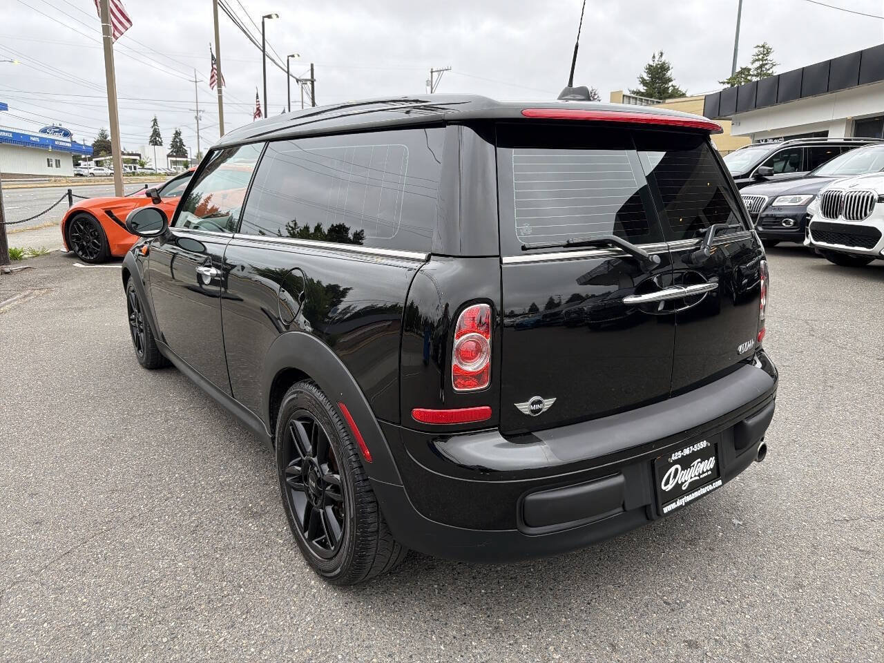 Used 2013 MINI Cooper Clubman FWD image 3