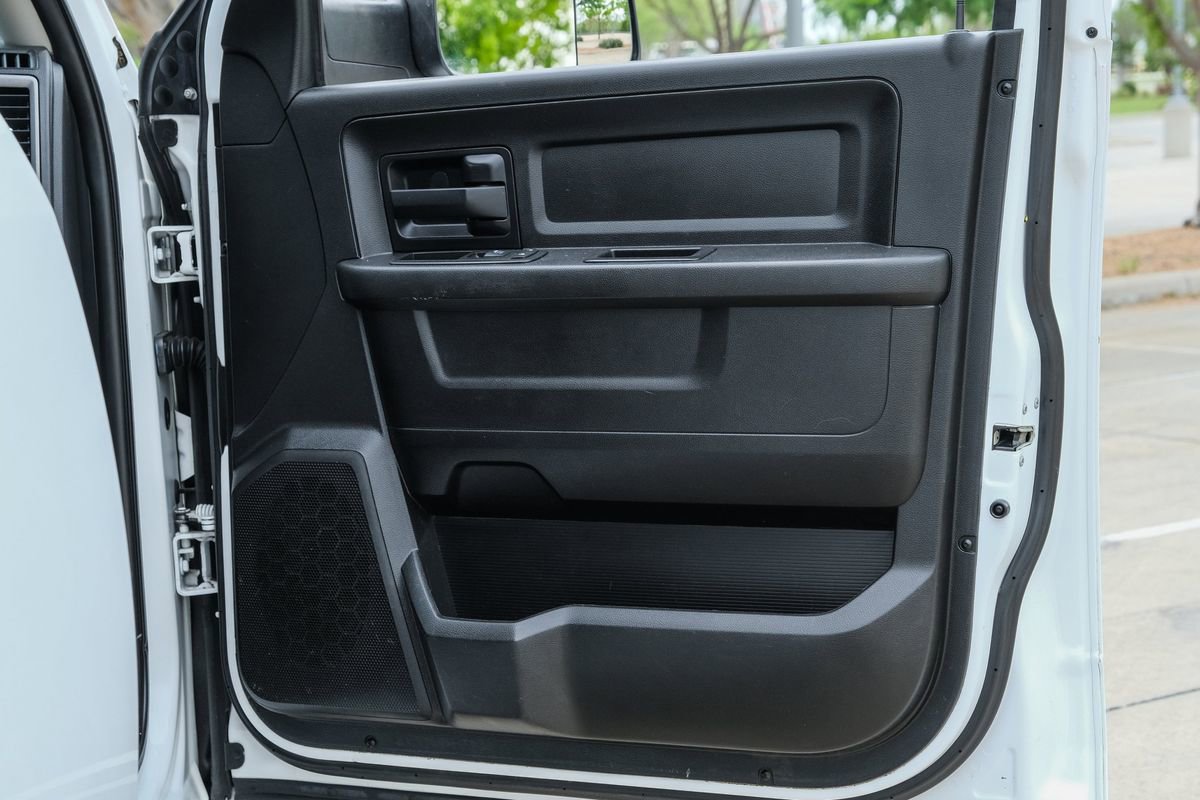 Used 2018 RAM 2500 Tradesman w/ Chrome Appearance Group AWD/4WD image 35