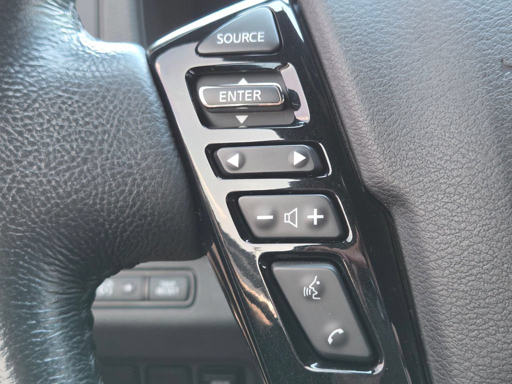 Used 2022 Nissan Frontier PRO-4X w/ Pro-4X Premium Package AWD/4WD image 39