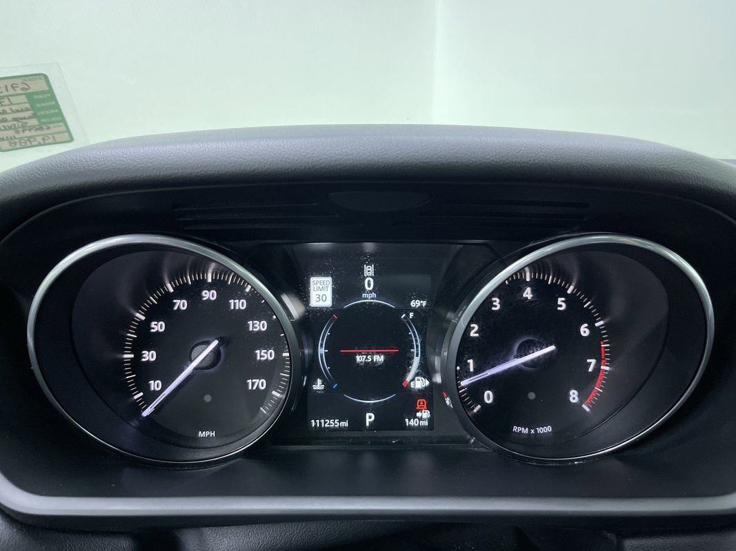 Used 2017 Land Rover Range Rover Sport HSE image 19