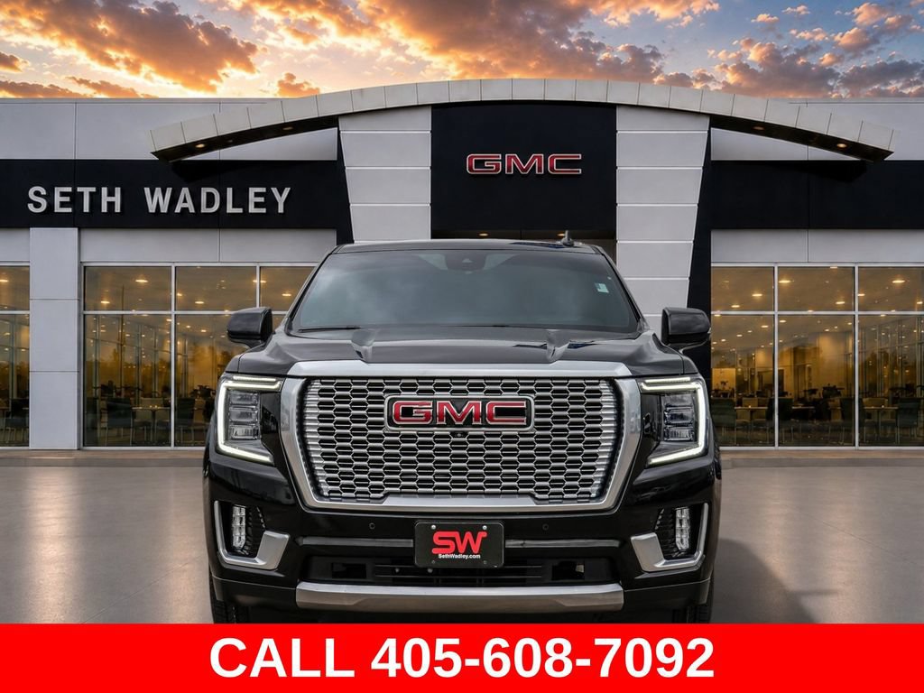 Used 2023 GMC Yukon Denali w/ LPO, Floor Liner Package AWD/4WD image 3