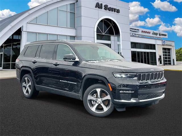 New 2025 Jeep Grand Cherokee L Limited w/ Trailer Tow Package