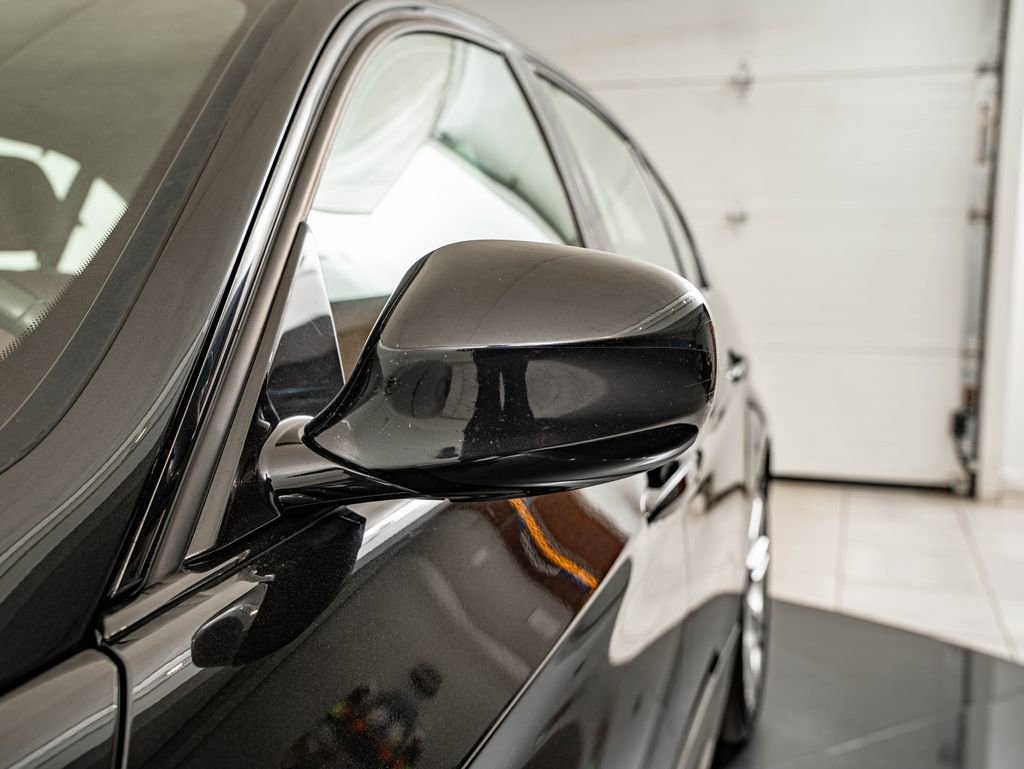 Used 2011 BMW 328i xDrive Sedan image 9