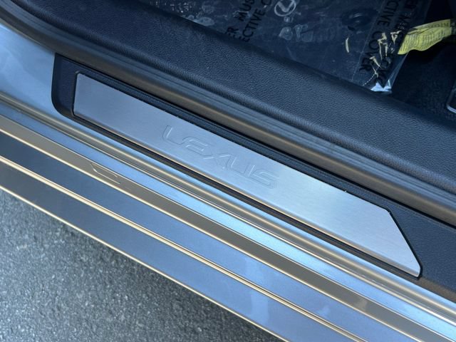 Certified 2025 Lexus ES 350 w/ Premium Package FWD image 38