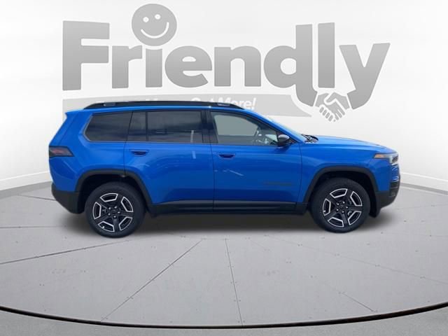 Used 2026 Jeep Cherokee Laredo AWD/4WD image 4